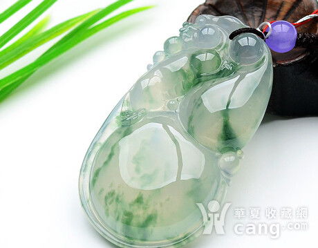 翡翠玉葫芦吊坠 方寸之间的东方雅韵与美好祈愿